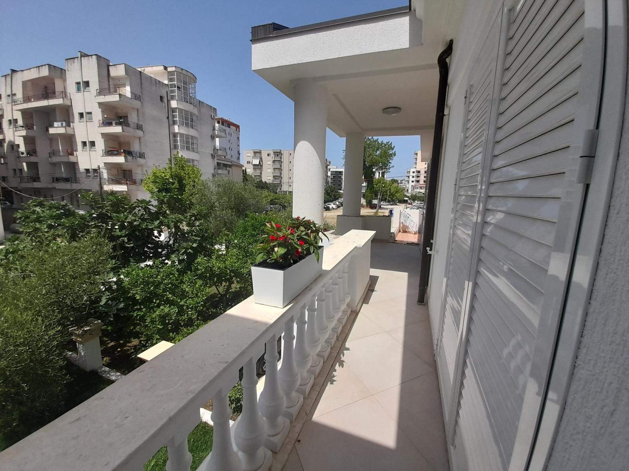 Villa Kurti Durres Bagian luar foto